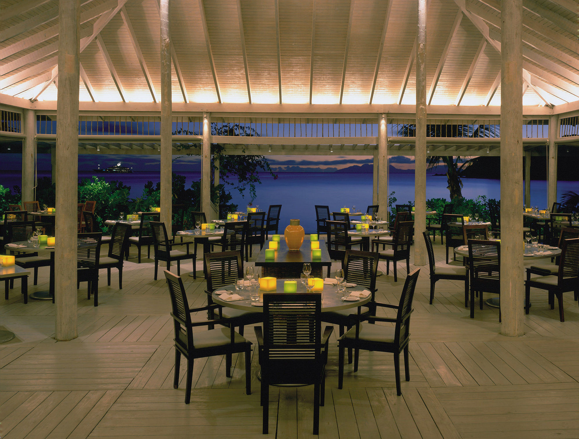 Carlisle Bay Hotell Old Road Restaurant bilde